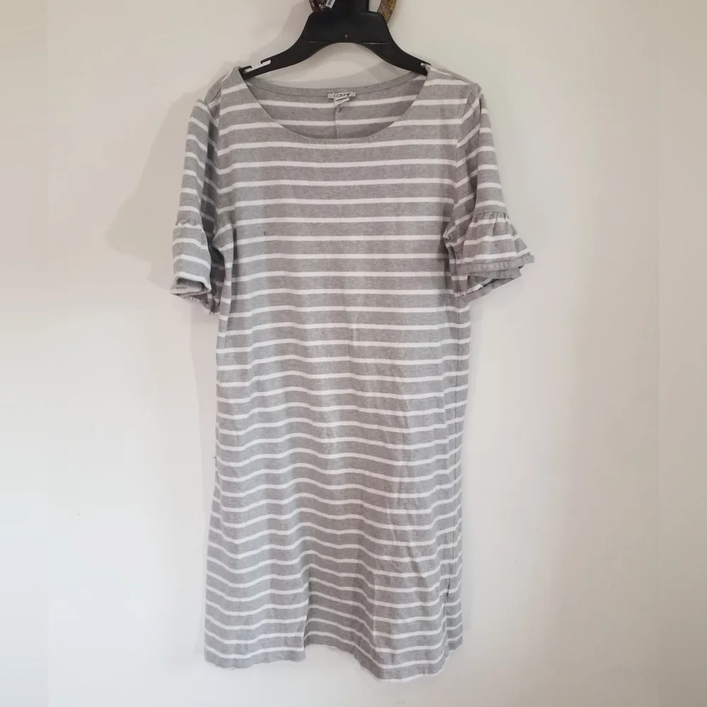 J.crew ruffle sleeve dress